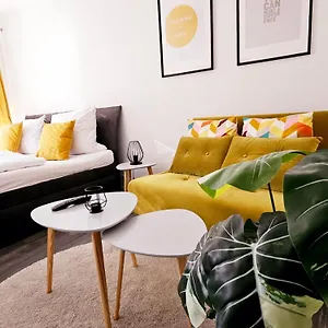 Apartment Terrassen-apartment Am Grossen Garten, Dresden