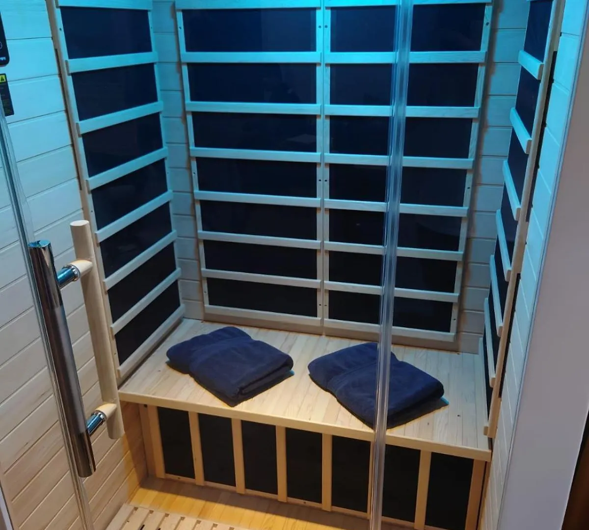 Federtraum Mit Sauna Sehr Gemuetlich, Neu Dresden Deutschland